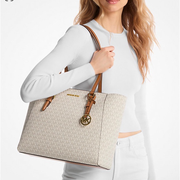 Michael Kors Charlotte Large 3-in-1 Signature Logo Tote Crossbody Shoulder Bag - Picture 14 of 16